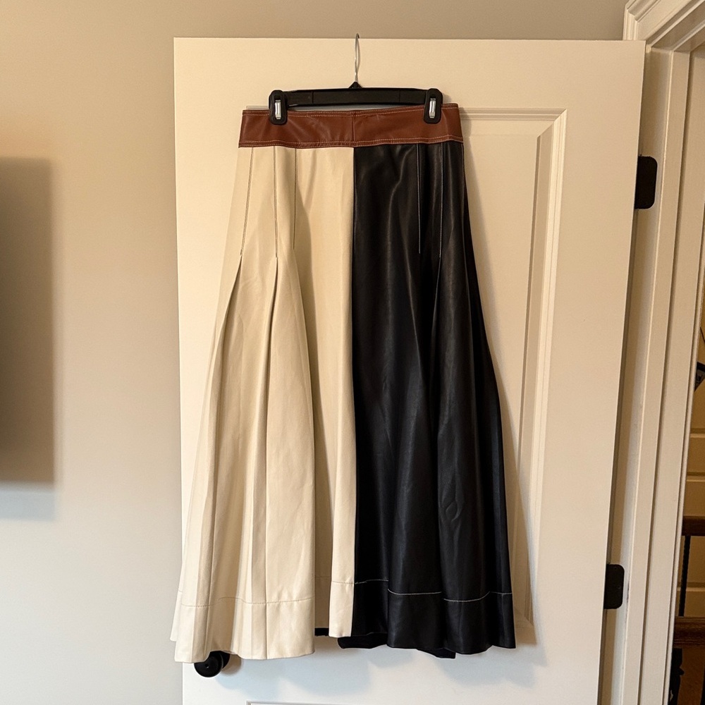 Anthropologie Black, Cream, and Brown A-Line Skirt